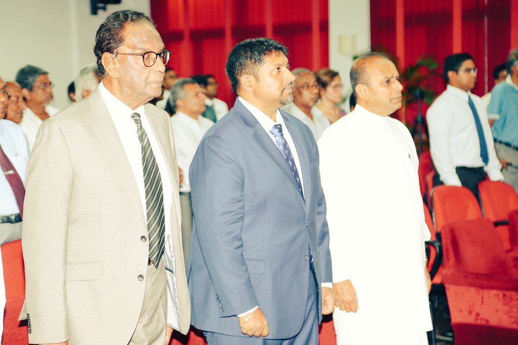 RWijewardene's tweet photo. At the commemoration ceremony held to celebrate the life of Hon. Dudley Senanayake.
.
#lka #SriLanka https://t.co/tbun1JaTIy