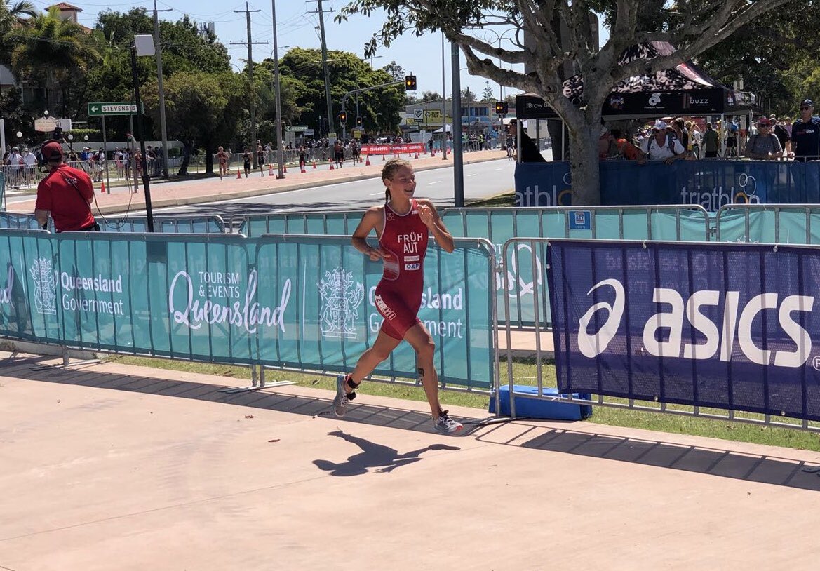 Breaking News: Magdalena Früh „fliegt“ bei der Juniorinnen-WM auf Platz 6! 💪💐

#triaustria #WTSGoldCoast