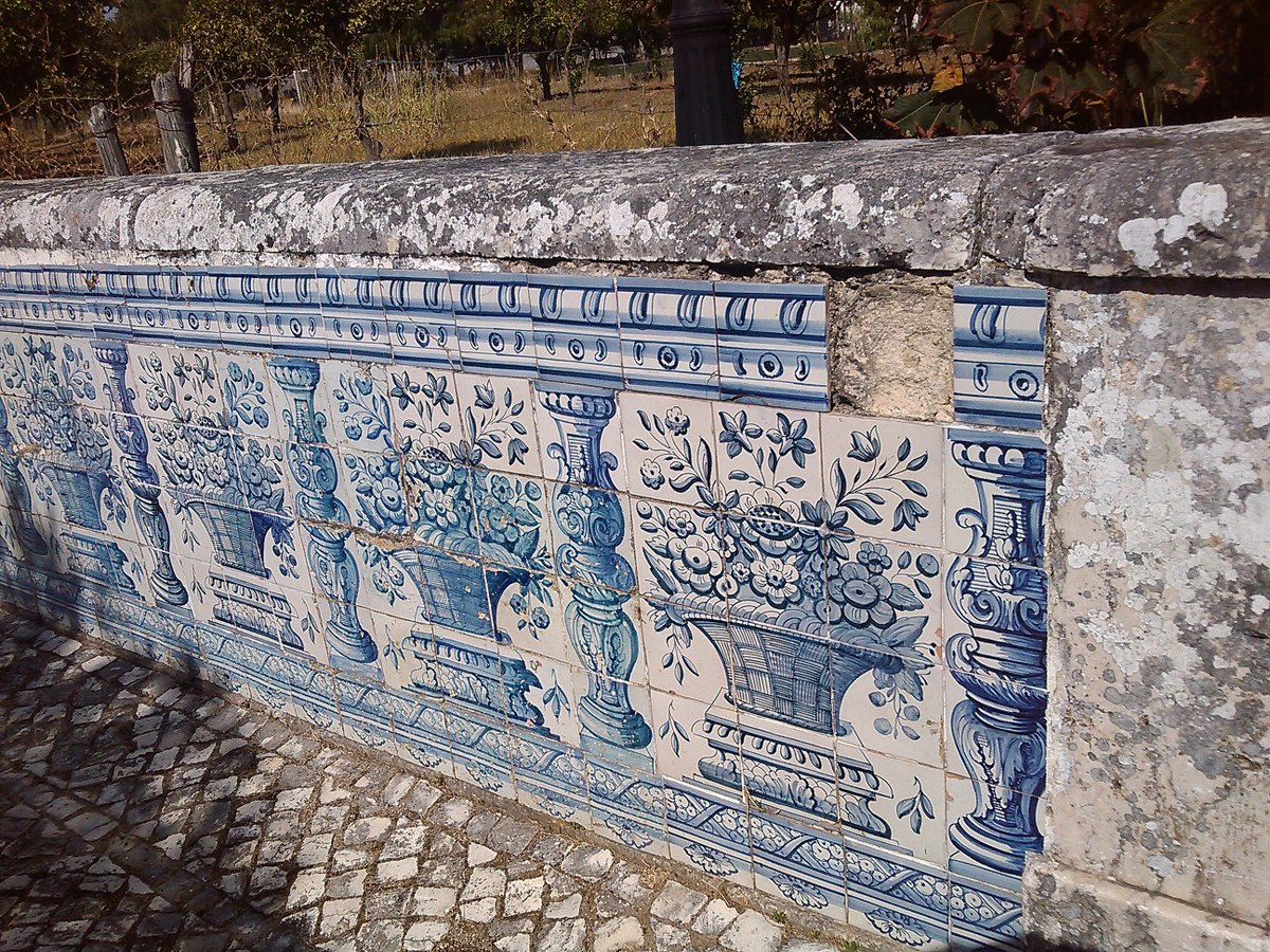 alentejo_1970's tweet photo. A bit of local tourism on a Saturday morning! Love Love this place! #tradition #tiles 😊😍👌 https://t.co/Rs2xZGLZl1