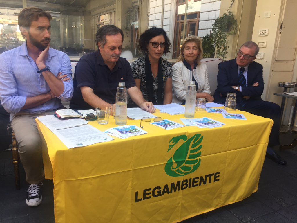 FondAcquaElba's tweet photo. Ieri la presentazione del report dell'attività di #VeleSpiegate con @LegambienteTosc @Legambiente a #Firenze. Inenti comuni con #SEIF2018. https://t.co/waXPnUeQzL