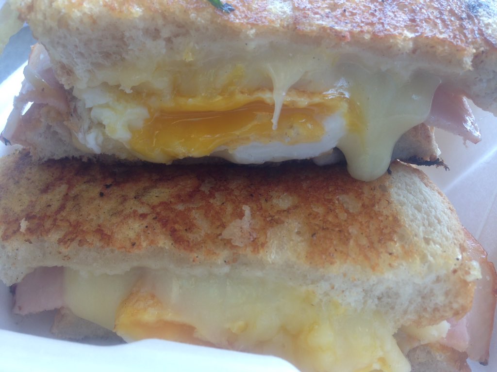 A beautiful day for our beautiful dogs <a href="/Battersea_/">Battersea</a>  in London Fields #hackney #lovedogs