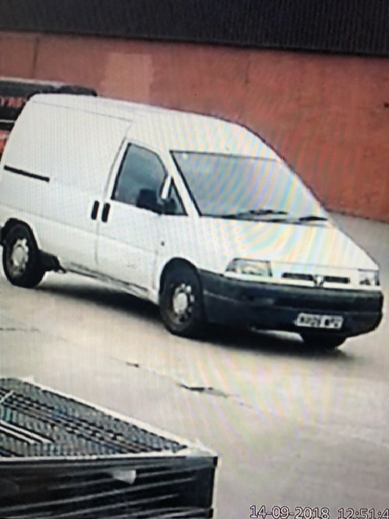 FarsleyTrans's tweet photo. We’re on the look out for these lovely  people who blazingly drove straight into our yard and stole our steam cleaner. 12:53 14/09. Any help appreciated. @WestYorksPolice @LeedsNews https://t.co/qhFGp3CuVt