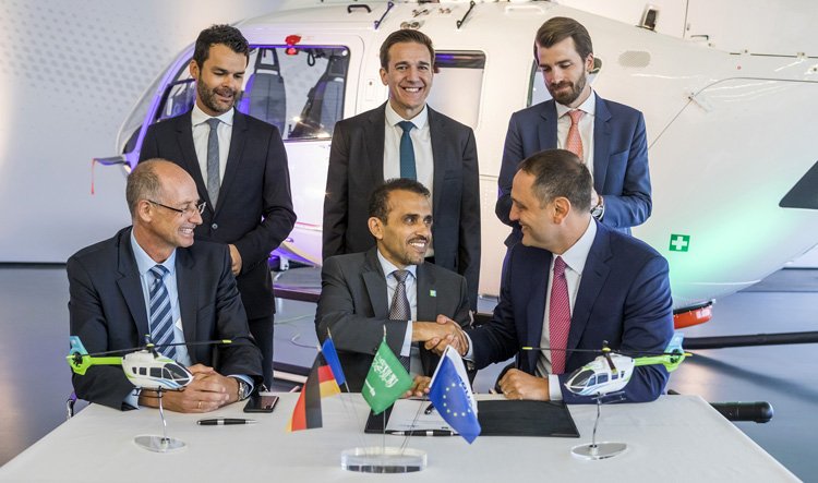 SPsAviation's tweet photo. #MilestoneAviation and #Airbus to provide five #H145 #helicopters to #Aramco
https://t.co/naeyggDMit
#Aviation #Aerospace #Civil #CivilAviation #RegionalAviation #avgeek #avgeeks #helicopter #AirbusHelicopters @AirbusHeli @AirbusPRESS https://t.co/z3puFP2ZEi