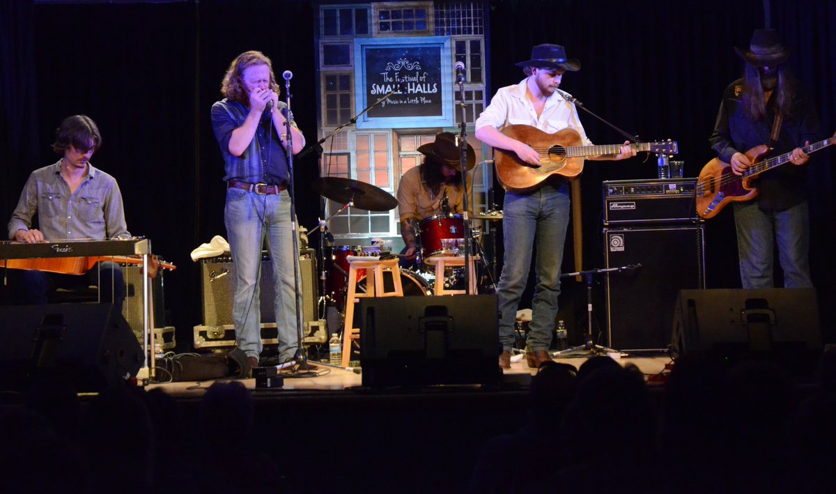 smallhallsfest's tweet photo. The @jbcathens gave @ColterWall a warm welcome last night - and he returned the favour by putting on a memorable show from start to finish w @madison13music opening. Get your boots shined up, McDonald's Corners, you're in for a good time tonight! #ontariosmallhalls https://t.co/u9tREDxsPj