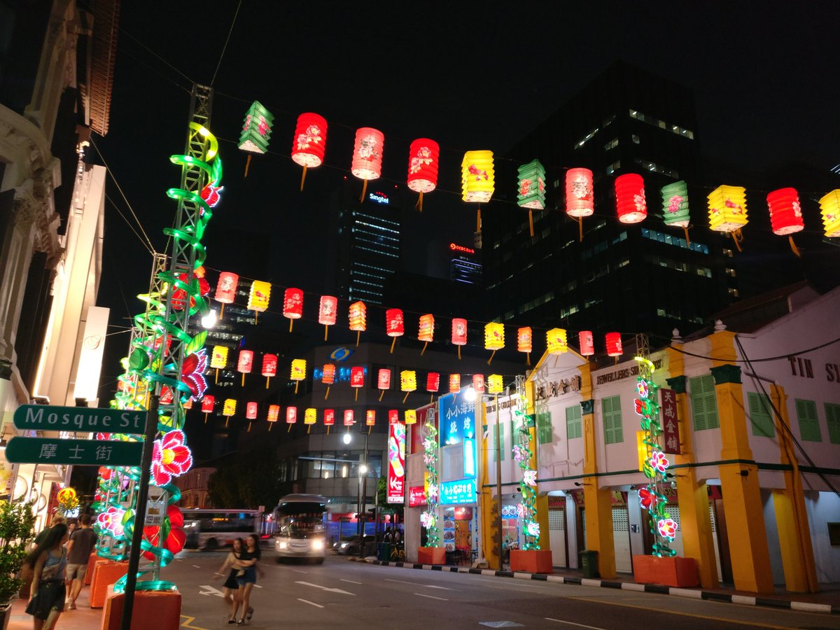 Unity (@unity_gb) on Twitter photo Fun night exploring Chinatown last night! Now time to head over to Marina Bay for the <a href="/F1NightRace/">SingaporeGP</a> qualifying sessions and our paddock visit! π
#SingaporeGP #RacingInSingapore #F1SWF Fun night exploring Chinatown last night! Now time to head over to Marina Bay for the <a href="/F1NightRace/">SingaporeGP</a> qualifying sessions and our paddock visit! π
#SingaporeGP #RacingInSingapore #F1SWF