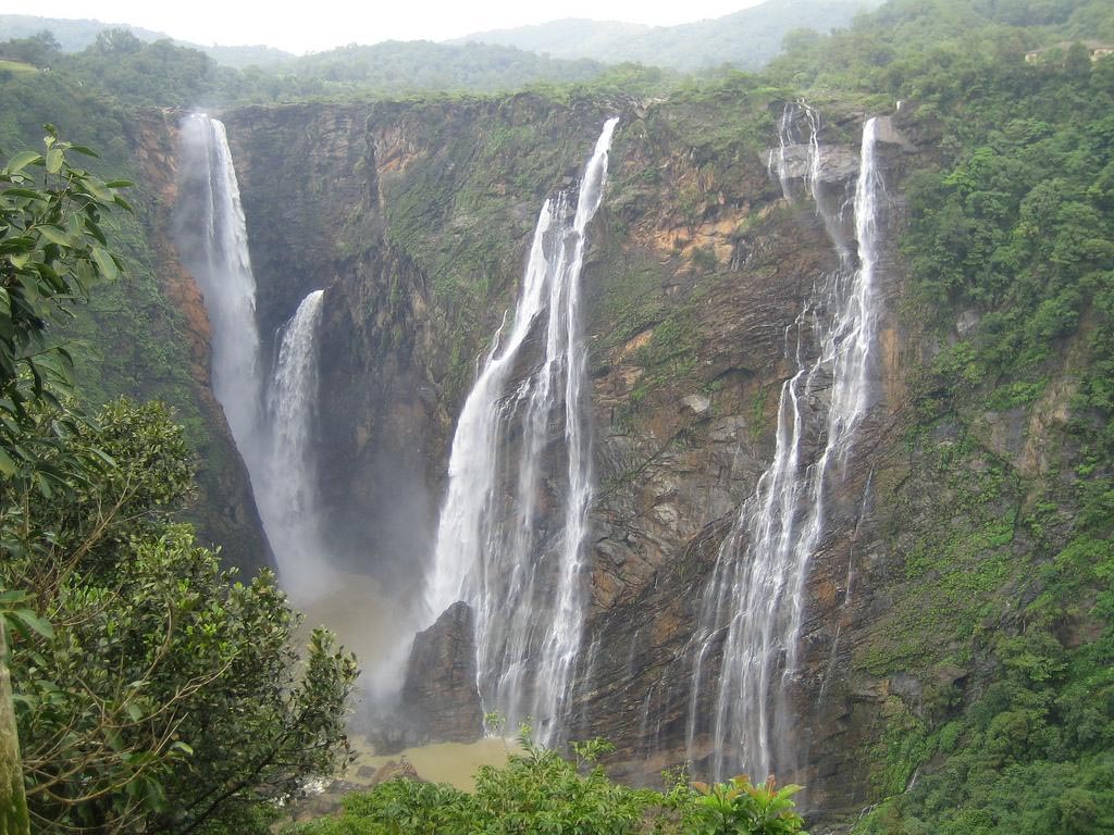 CyberTatva's tweet photo. Enjoy this Weekends Beauty of Pachmarhi at the very reasonable rate.
Call @ 7771862296

#Travel #Nature #Photo #Mountains #Hiking #Trekking #Relaxing #Earth #Beauty
#SaturdayMorning #SaturdayMotivation #Pachmarhi #MP #hillstation #Weekends https://t.co/ae2MGFPgtU