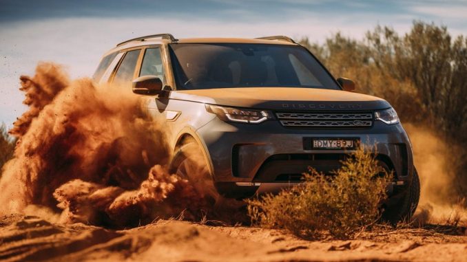 cars_pixels's tweet image. Travel in British luxury. Discover new roads. Have fun. The NEW @LandRover Discovery having fun at Australia&apos;s outback. 

#LandRover #Discovery #DiscoV