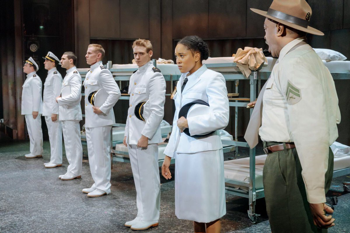 SophLH's tweet photo. Sending love to our wonderful @officermusical team - have a great last two shows and go get jets! ✈️👨✈️ #loveliftusip #getjets #MadeAtCurve https://t.co/8Und6OfZ9t