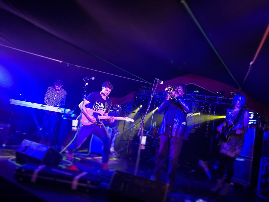 TomGirard's tweet photo. A few of my highlights of the first day of #sarkrootsfestival 2018 - #TheCrowman #TheCrowband @LordVapourBand @HonestCrooksGsy @AndyQuickMusic #music #livemusic #musicfestival #sark @sarkroots https://t.co/EzJNEvxlLU