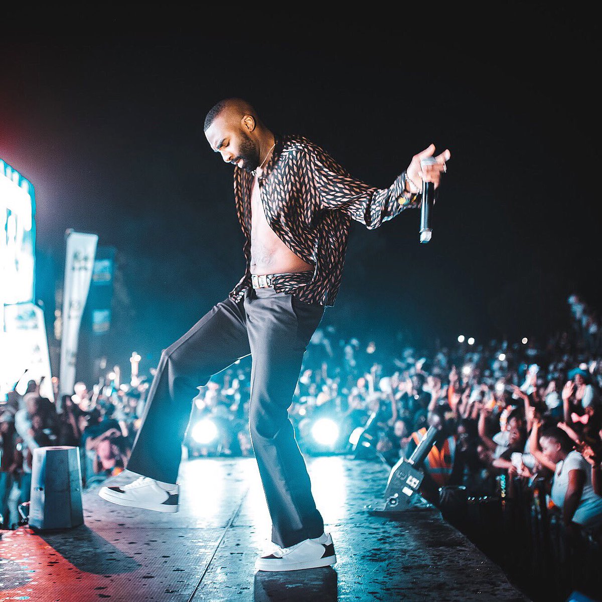 Mzii_TheFirst's tweet photo. #Amacoins already got the summer covered @rikyrickworld it's too much big bro .. Keep em hits coming https://t.co/mMnCU8a0dv