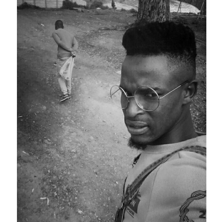 Mathibeli_Matee's tweet photo. #Happy Birthday to me🎂🎂❤ https://t.co/CjYD2Yqusz
