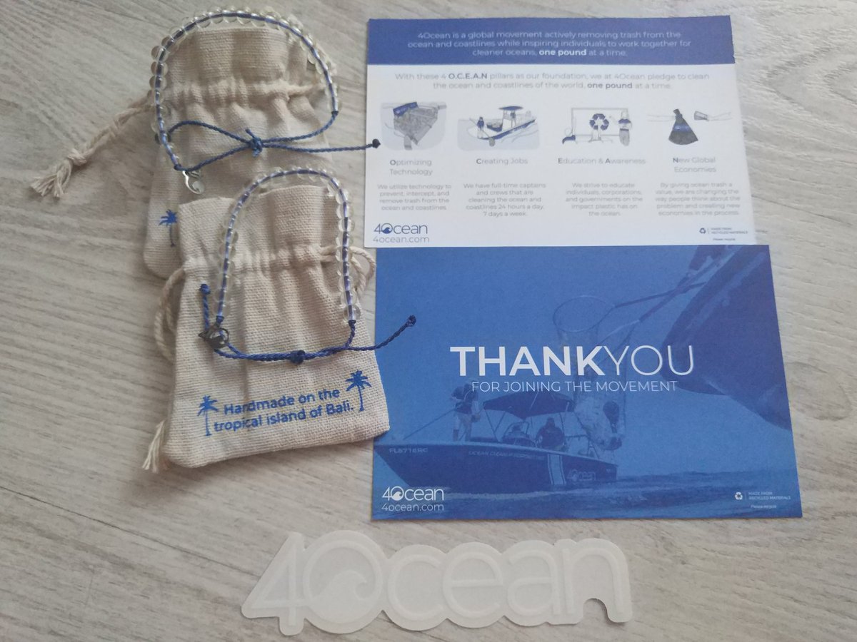 serendip2020's tweet photo. I finally got them! @4OceanBracelets 😀. Nice bracelets for an awesome project! #2pounds #4ocean ☠️🏄🐳🐬🐟. The perfect companion for @Sonrisasdbombay @jsanllorente #friendshipbracalet 😍. https://t.co/OM45tjHHgT