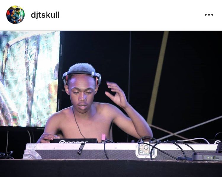 SandroPurple's tweet photo. Rest In Paradise fellow DJ. You will always be loved and missed in the Vaal Triangle.

Much respect for you broham

"It was your SOUL that touched us all"

Rest Easy Mfana👊

#RIPTSkull https://t.co/E5gJDv8Zb6