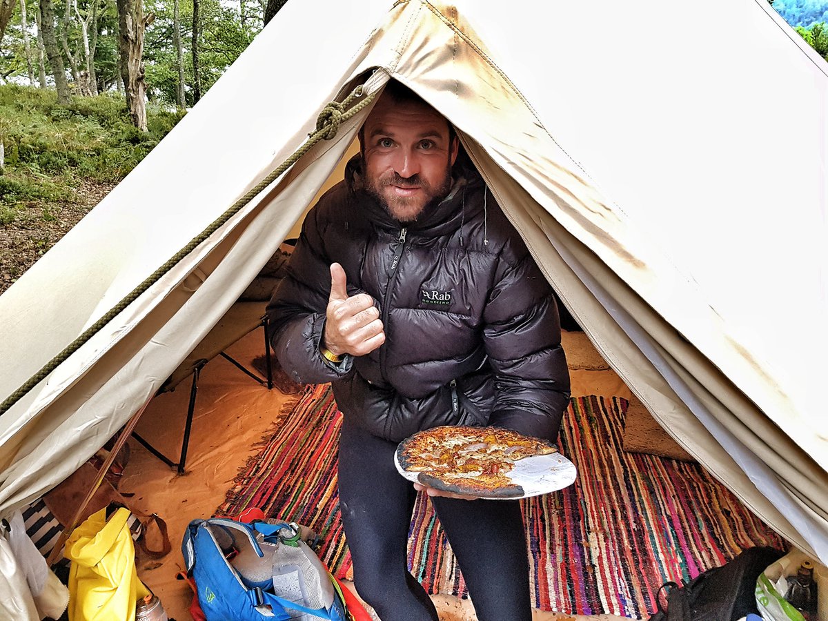 PrimalBushcraft's tweet image. Team Primal are proud to have supported @Dansmith176 on his epic journey of 910miles kayaking across the U.K on the @paddleofbritain. Please follow Dan &amp;amp; show your support folks. @PoppyLegion @lomondtrossachs @ScotOutdoors @poppyscotland #thankyou100 #paddleofbritain #lochlomond