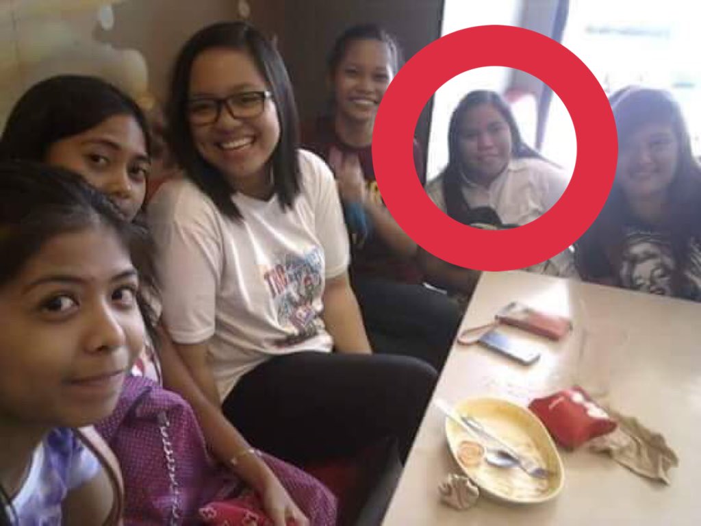 VKBATAAN's tweet photo. Rest in peace ate Jhoy, nakakabigla sobraaaa 😭 but i know na nasa mabuti ka ng kalagayan ngayon mahal na mahal ka namin and salamat sa pagiging ate 😭💔 hinding hindi ka namin makakalimutan 😭 we love you 😘 https://t.co/f6Jjw0Ojh9