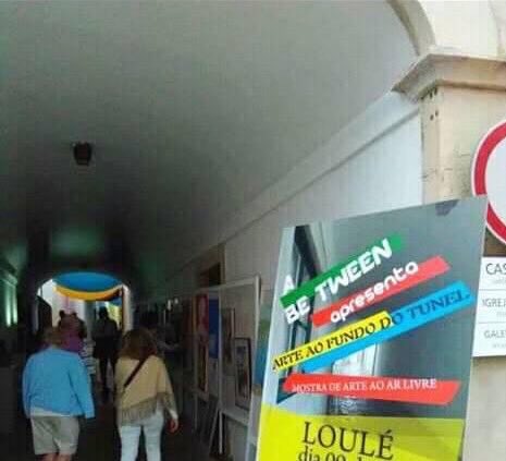 AAnaFeu's tweet image. Hoy #SABADO #arte en las calles de #LOULE #ALGARVE JUNTO A LA #CAMARAMUNICIPAL , #pintura #artistas #BE.TWEEN #EXPOSICION #ARTEOFUNDODOTUNEL #ANAFEUPINTORA ⁦@Algarveconmigo⁩ #arteasequible #pequeñosformatos NO TE LO PIERDAS!