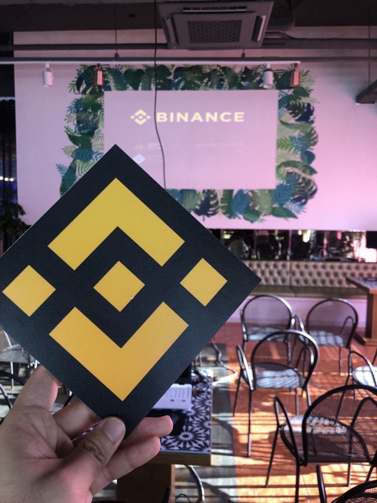 yoonsung_eth's tweet photo. #BinanceGlobalMeetup in Jeju https://t.co/0lXeZRbbLn