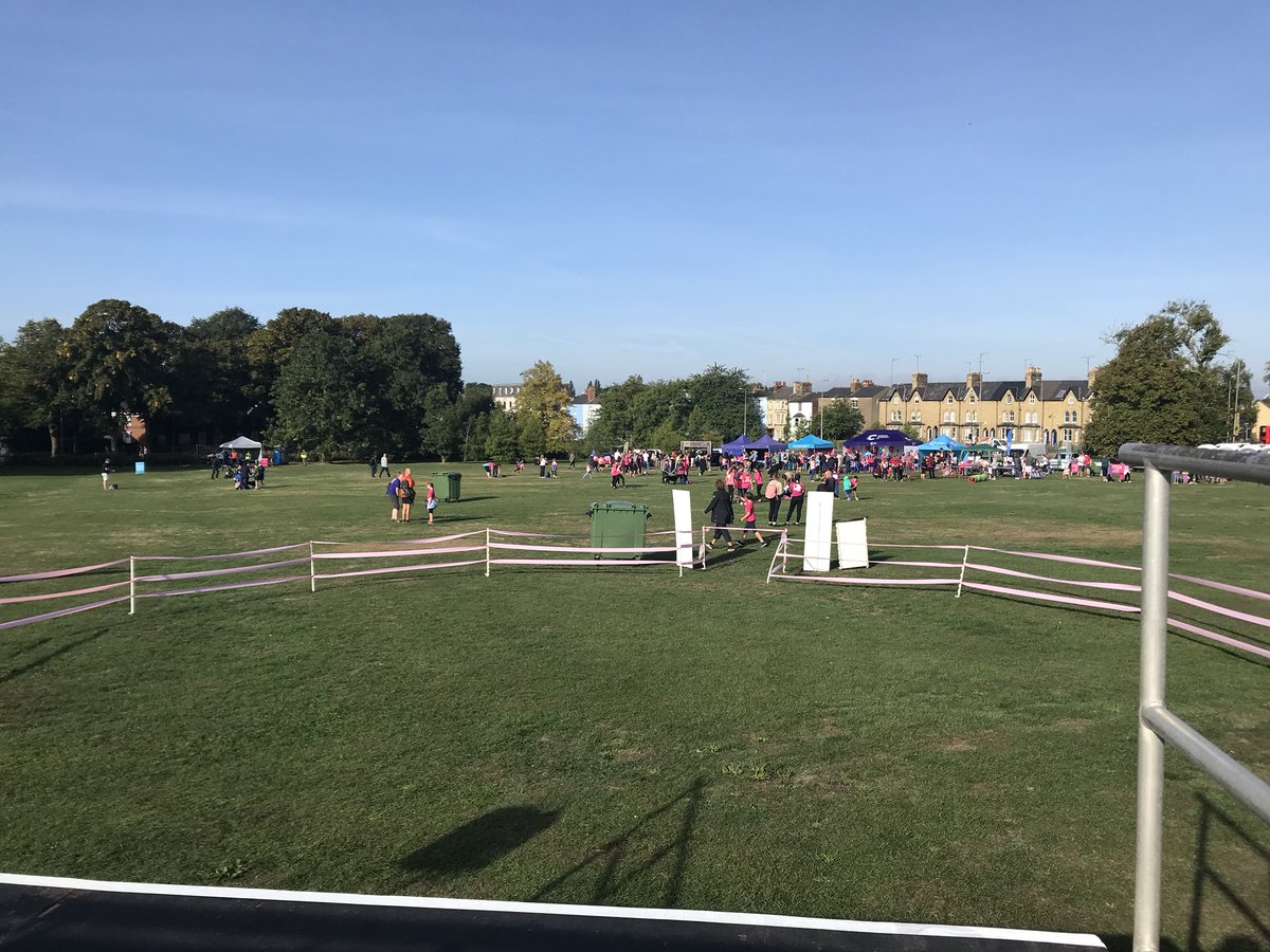 SarahTempest1's tweet photo. Itโs early but weโve still got a good crowd getting ready for #prettymuddyoxford Bring it on! @raceforlife @CRUKEventsCent #commentor https://t.co/UPDhWJGjPO