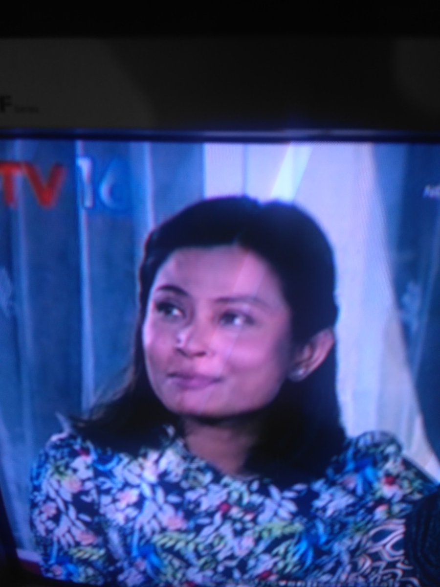 darkcloudb4strm's tweet image. Awkarin jadi host bedah rumah nih sekarang?