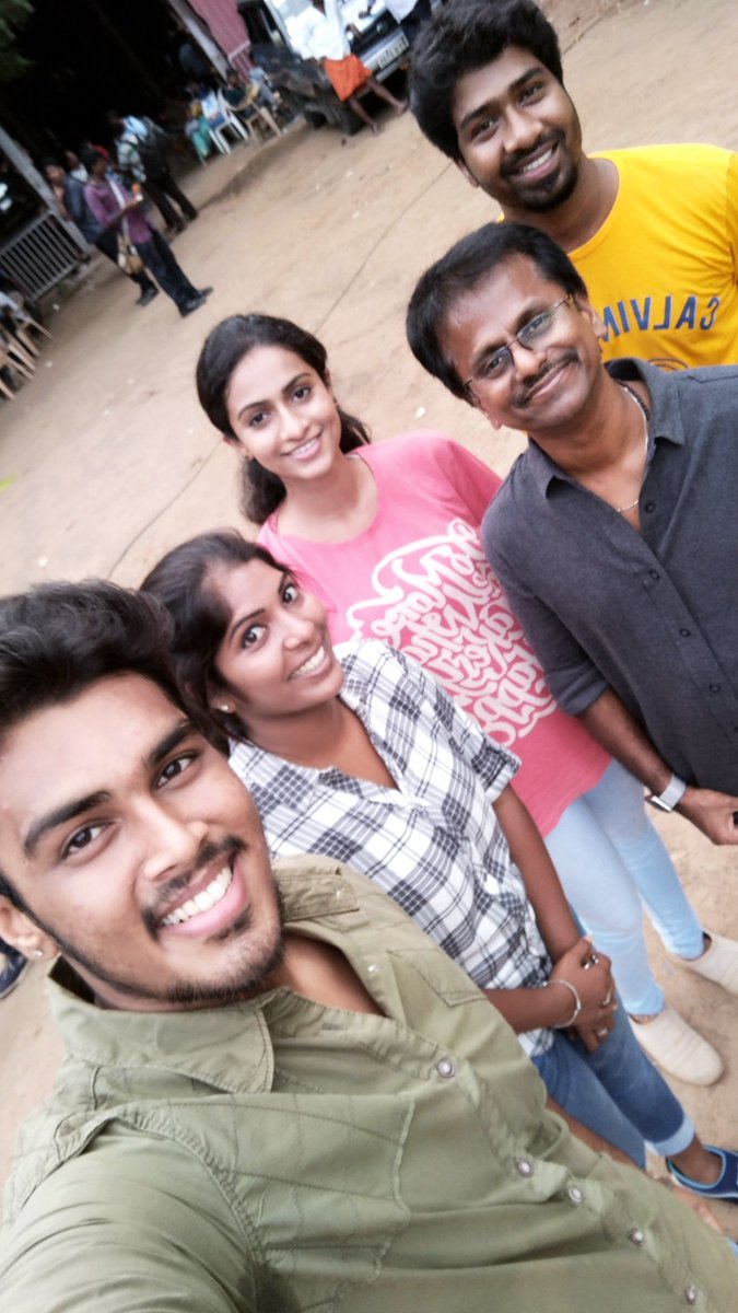 From the sets of #sarkar #thalapathy #ARMurugadoss #girishgangadharan #ThalapathyVIJAY Happy being a small part of this film ❣️