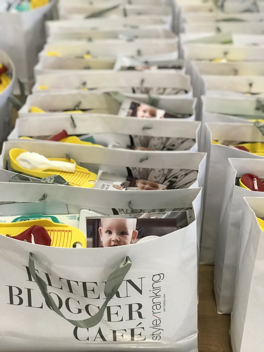 styleranking's tweet image. Die Vorbereitungen für das @InfluencerCafe neigen sich dem Ende. Wir können es kaum erwarten alle Partner,  #MAMABLOGGER, #PAPABLOGGER und ihre #KIDS morgen in München begrüßen zu dürfen!  #EBC18 #ebcmünchen #elternbloggercafé #elternblogger
__________
Copyright: styleranking