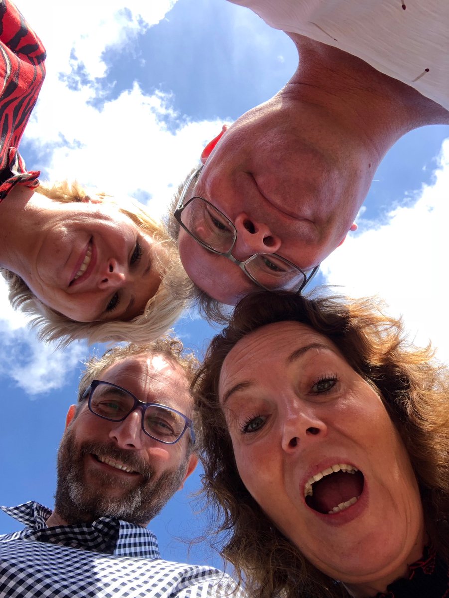 Bietus's tweet photo. #vliegendevriendenisok https://t.co/Oe6TpniiFq