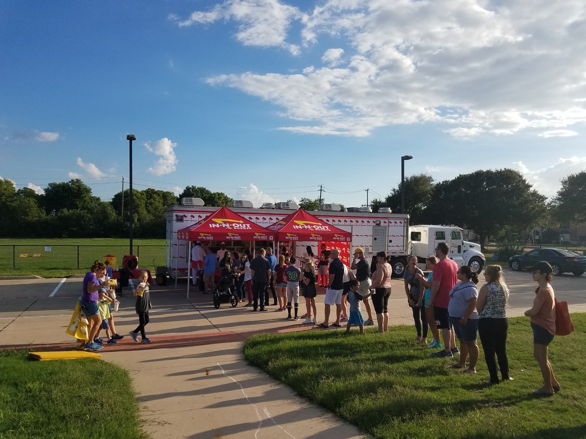 HUGE THANKS to <a href="/innoutburger/">In-N-Out Burger®</a> for bringing their Food Truck out to our Family Game Night this week! We are so thankful for your support and the yummy dinners you provided to all of our families!🍔❤️