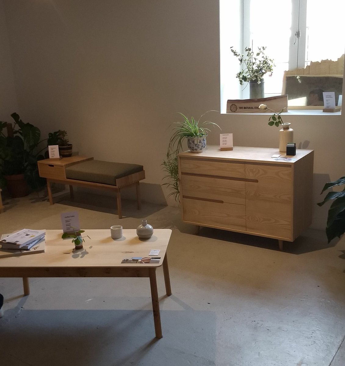 naturaledgeco's tweet photo. We are down @CustomLaneLeith for the @EdiFurnColl pop up furniture sale. Come on down and meet the makers
#customlane #leith #edinburgh #popup #local https://t.co/zdmE4BuaVh