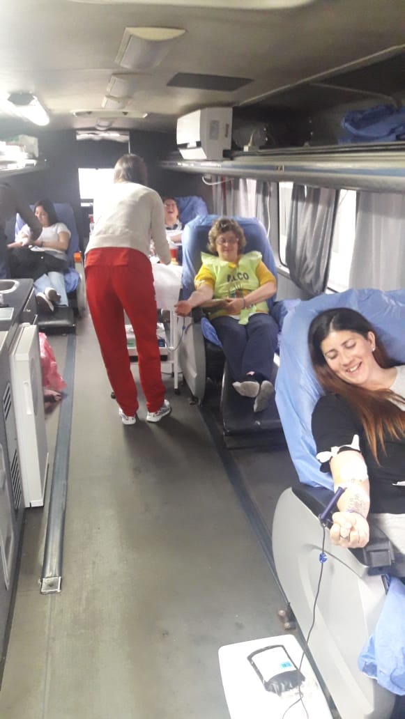 josephsredni's tweet photo. En Don Torcuato con nuestra colecta de sangre.
#donasangre 
#sertigresellevaenlasangre 
@MunicipioTigre @ZamoraJulio @vazquezmontoto @mschurlein2 @josesz1 @silviajuncos13 @BeatrizPascua19 @aldoriscica @alemoyano90 @mequigarcia @EmiMansilla19 @Set_tigre https://t.co/jAx03L8xco