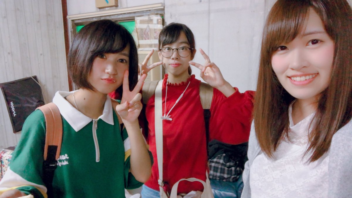 ayana_170205's tweet image. お写真たち！
弱肉強食？さん、ゆいんさん(まさかの同じ和歌山出身！)、凛空ちゃん、駄犬ちゃん、ありがとうございました！
#SOSLive