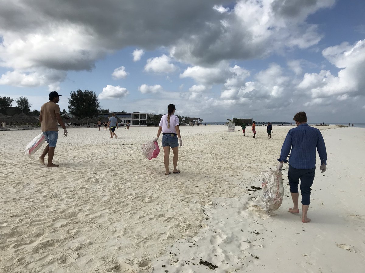 imsahra's tweet photo. #WorldCleanupDay in #Zanzibar #WorldCleanupDay2018 #sustainability https://t.co/MYYdio5nkz