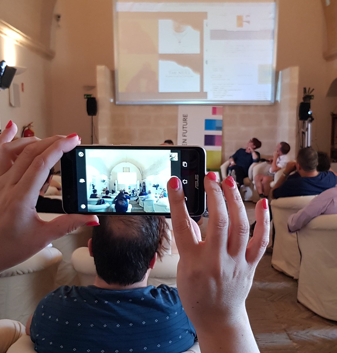 Matera2019's tweet photo. Sono i nostri volontari che fanno la differenza! Oggi #buildup2019 dedicato tutto a loro! Parliamo di comunicazione, digitale e social nell'era della Capitale Europea della Cultura 2019! #Matera2019 https://t.co/drweEPux8z