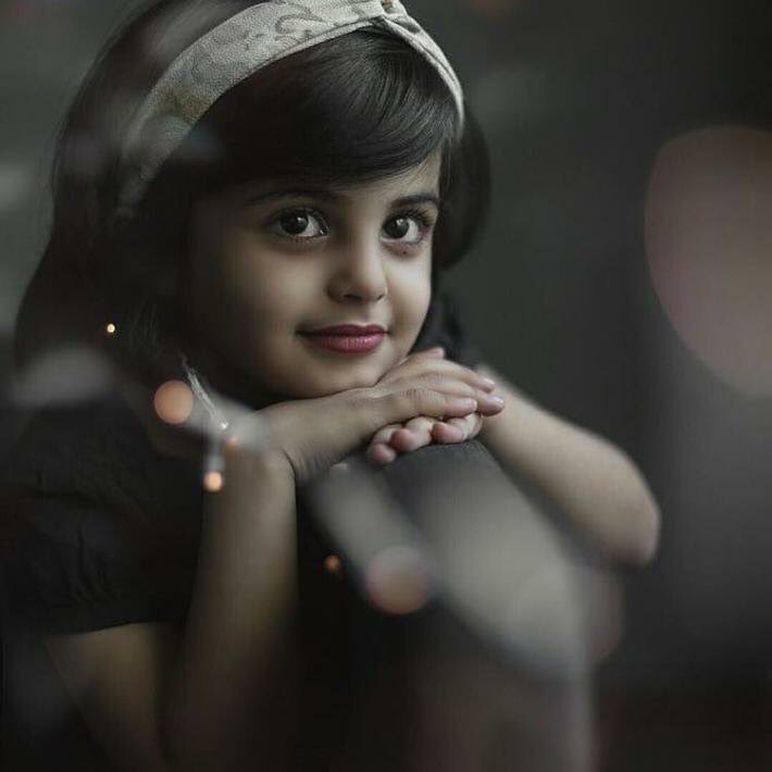algrucbahrr's tweet photo. بعضُ المشاعر لا تُقال ..إنّها أرقى من رسمِ الحُروف .. وربطِ الجُمل ..بعضُ المشاعر إبتسامة .. دمعة .. نظرة .. وربّما نبضة ... https://t.co/e3tGsh7IRT