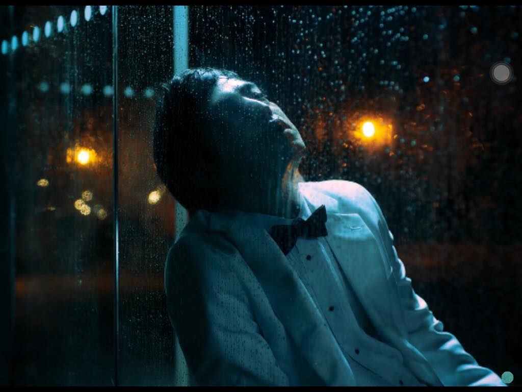 NoelAngeloooou's tweet image. Everyone right now: Chilling in their house, bathing in the rain

Me:

#sadnibbahours