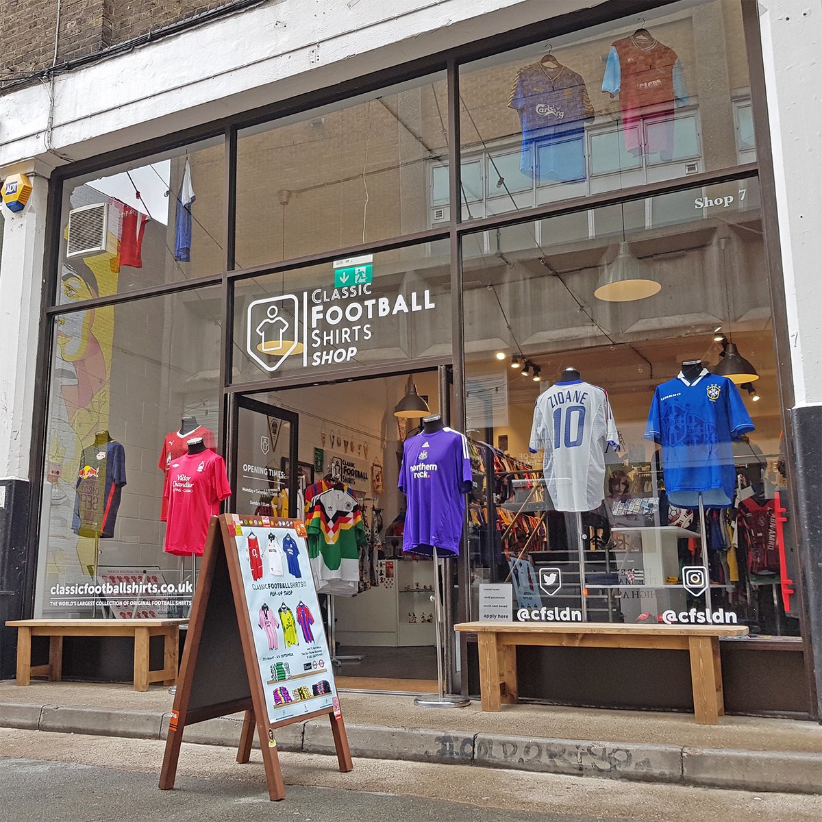 classic football shirts liverpool