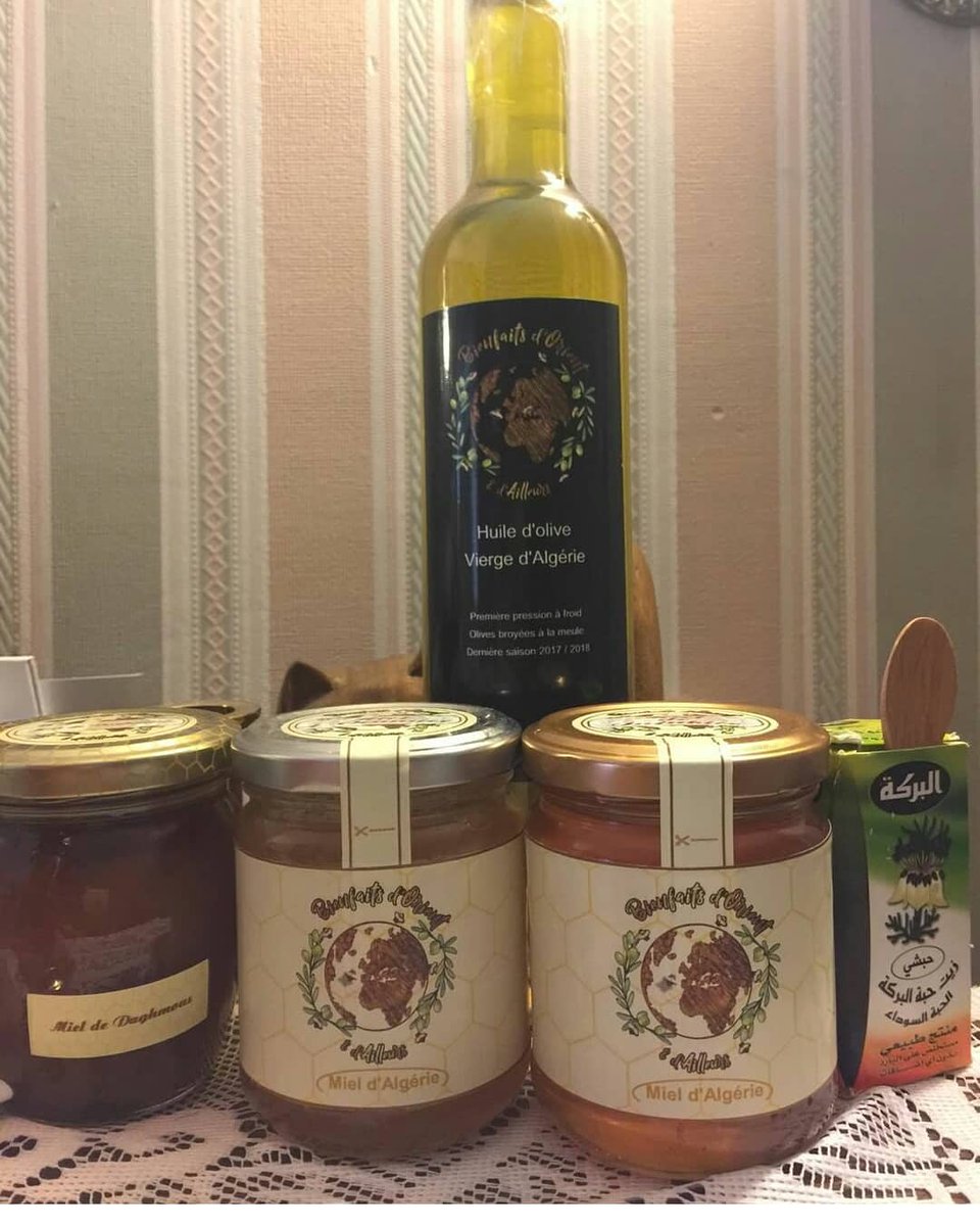 bienfaitsdorien's tweet photo. 🎁Commande bien reçue pour une cliente du 95 ! 
Satisfaite, elle et sa maman ! 

👉 donc du coup, satisfaits nous de même ! 

#produitsalgeriens #naturel #miels #miel #honey #huiledolive #jujubier #daghmous #oranger #huiledenigelle #qualité #confiance #algerie https://t.co/OPbjqkKCtf