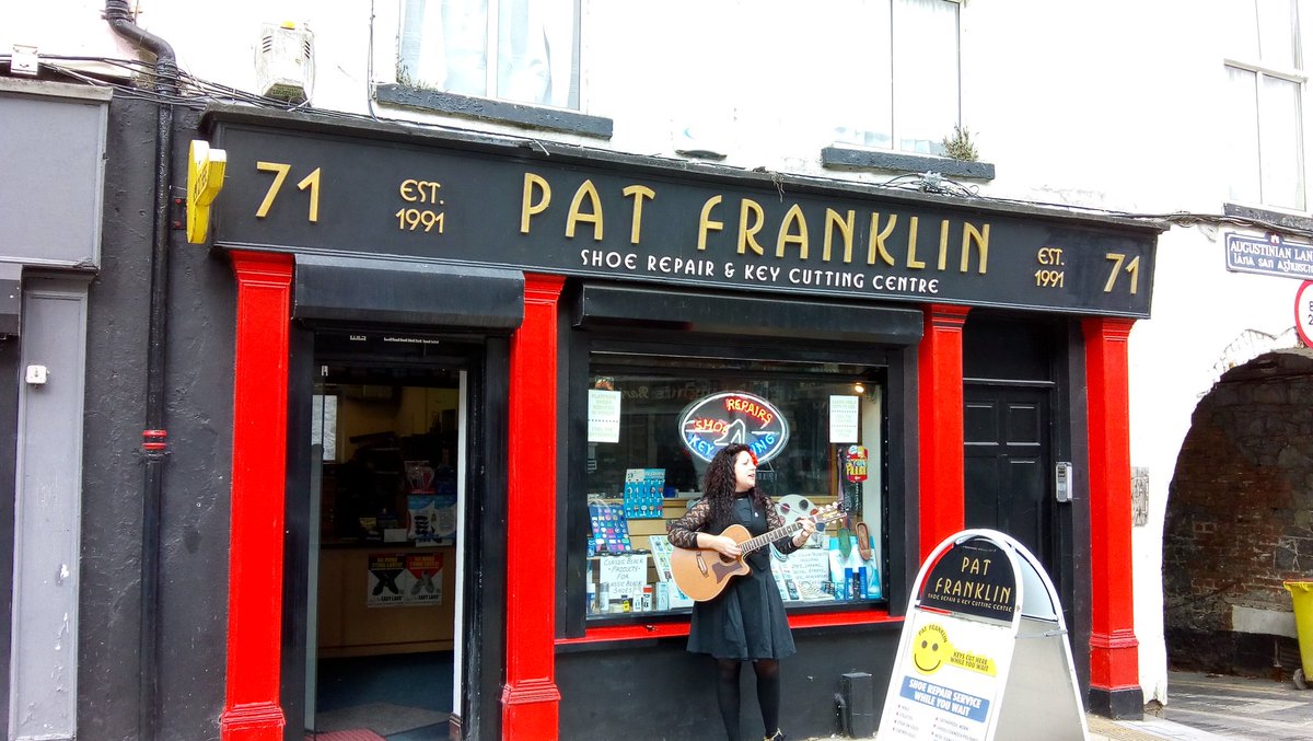 LimerickArtsFestival tweet media