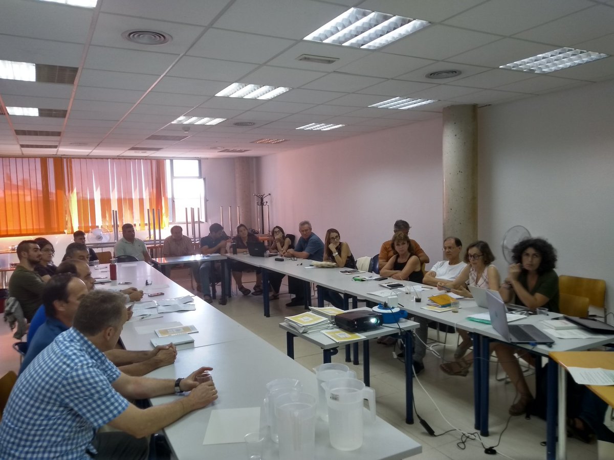 QUESOBA2's tweet photo. En la asamblea anual de QueRed en Madrid, analizado el sector quesero artesanal y de campo en España. https://t.co/dNWGT9SzpT