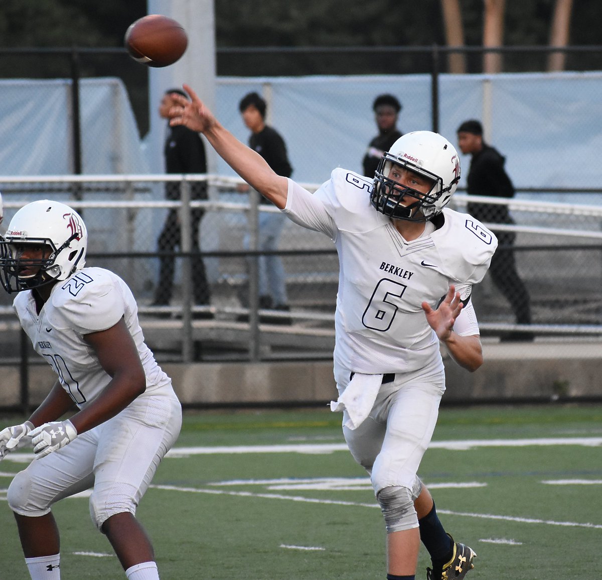 JasonESchmitt's tweet photo. My story and photos from Royal Oak's 37-0 win over Berkley last night
STORY: https://t.co/7Oi4C5nRlL
PHOTO GALLERY: https://t.co/uajhfMrxEd
@ROHSAthletics @ROYFBALL @TheBearPack18 #MIPrepZone @jbinkowski_ @RAVENSNEST2019 https://t.co/5U5SVySQvK
