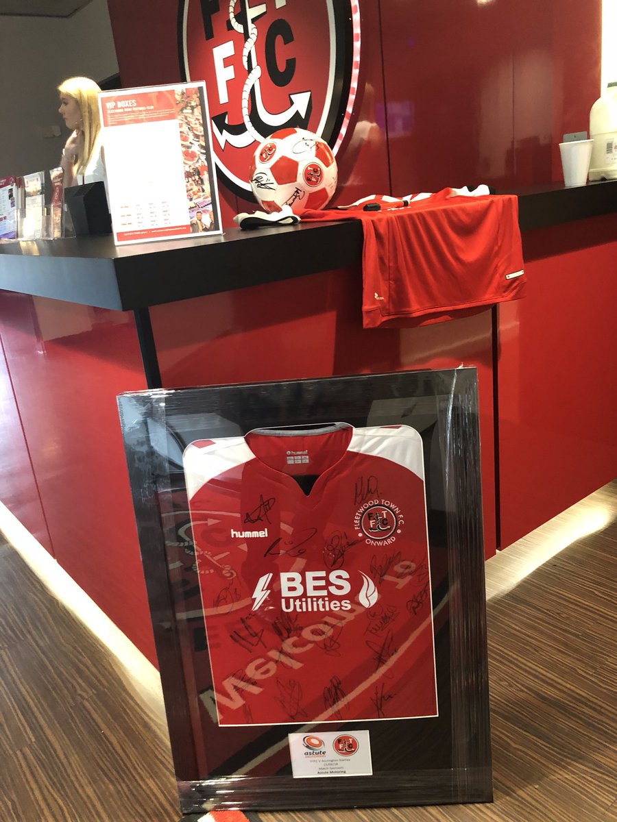 FTFCCommercial's tweet photo. π½ | All set @FTFC for our VIP guests today including match sponsors @AstuteMotoring and Ball Sponsors Express Trade Frames πΎ
#OnwardTogether #vipdayout https://t.co/EZV5Tmxo6M