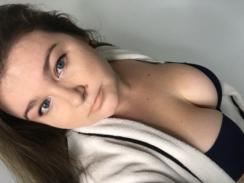 FINmessage's tweet photo. Send her a #FINmessage and worship her #feet!

✨ https://t.co/rtZSXtJcuK ✨

@shimmergirl55 @DirkHooper @FinDommes @RT4FD @RTfindom_promo @rtfindom @Weak4feet https://t.co/k3VQNKB3op