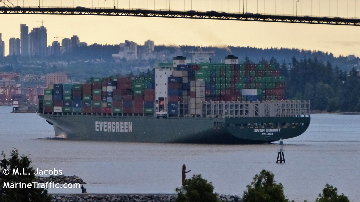 MarineTraffic tweet media