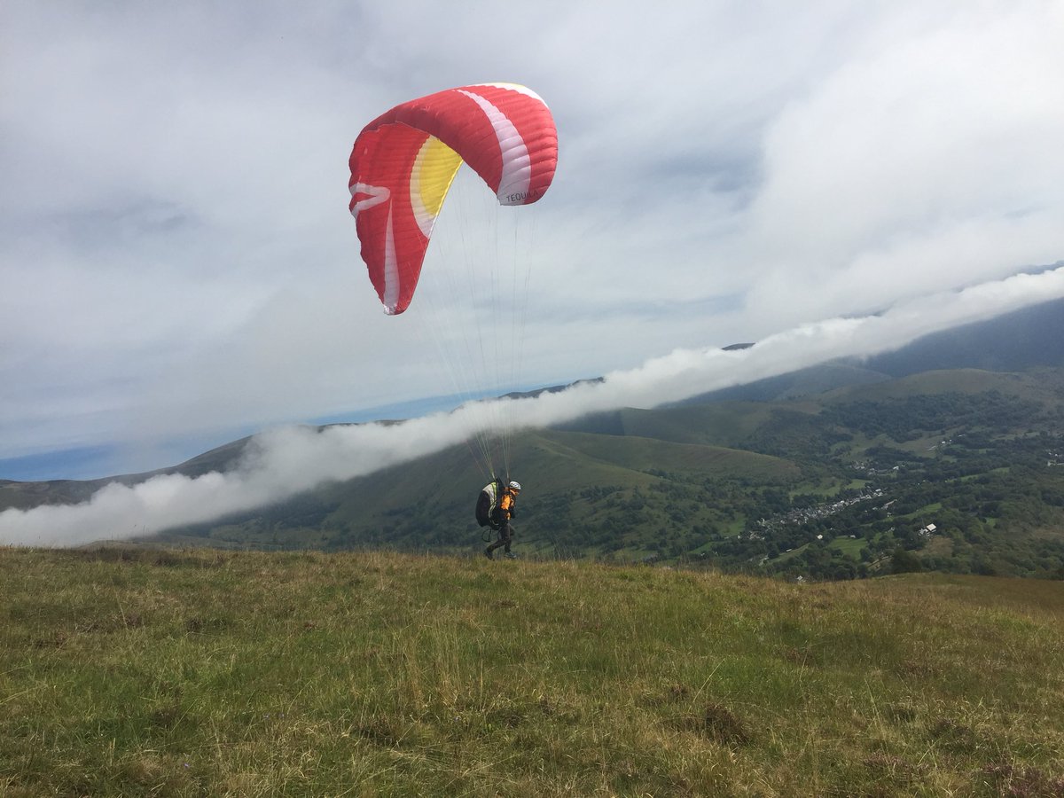LeonardDordolo's tweet photo. .@enedis_pyr_S et#rte avec le #CDVL31 à oo #electricité prudence gardons nos disrance https://t.co/zaGLu5Iqoj