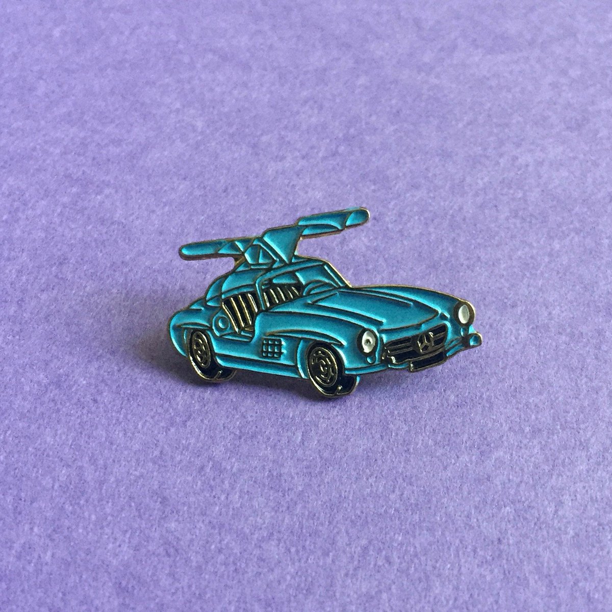 Another 5 Star Review :) Thanks for the kind words RA! ★★★★★ 'Parfait+++ Top seller. Well packaged. Merci.' etsy.me/2OnUq8H #etsy #jewellery #blue #traveltransportation #vintage #mercedespin #gullwing300sl #mercedesjewelry #enamelbadge #lapelpin