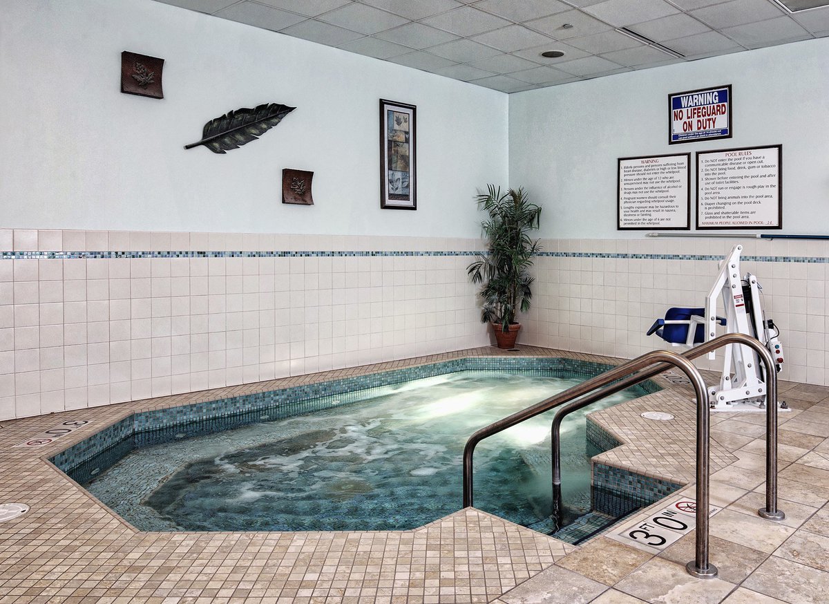 Our hot tub is open 24 hours a day, and it's calling your name. Bookyour stay to take advantage of this, as well as our other amazing amenities.