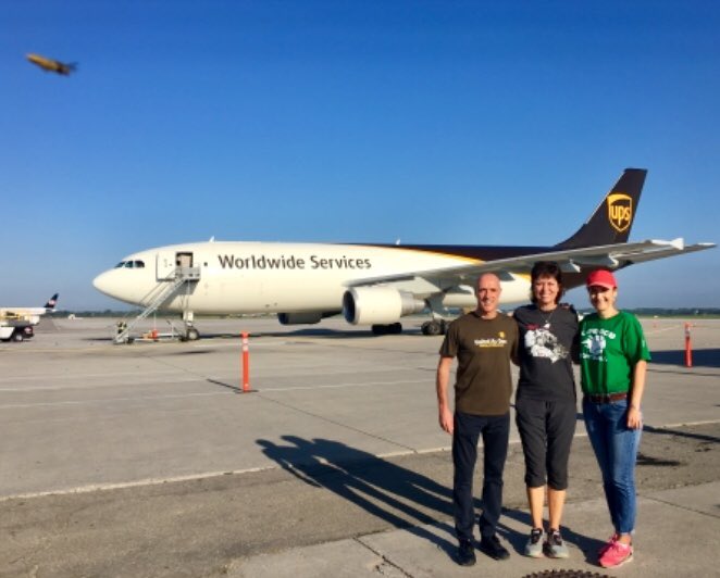 Thank you MP @PamDamoff for joining @UPS_Canada today at the #upsplanepull in support of @unitedwayhh #improvingliveslocally