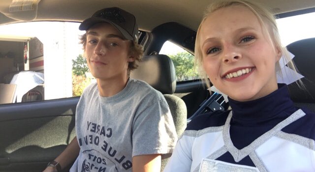 abby_plott's tweet photo. Happy Birthday!!! @MckainMiller12 I hope you have a great day i love you🤗 https://t.co/G16QEdkTqa