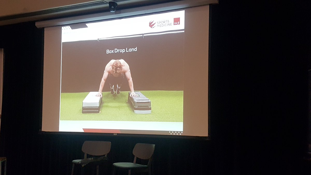 ARTIIreland's tweet image. Have you considered countermovement push ups, press jumps and box drop land assessments during rehab from your athletes following shoulder injury? Something for our Certified Athletic and Rehabilitation Therapists to consider incorporating - @edel_fanning #FSEM2018