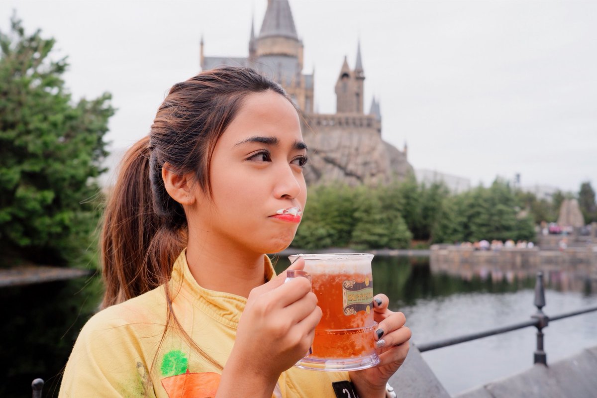 RivaQuenery_'s tweet photo. ☑️ Universal Studios Singapore
☑️ Universal Studios Hollywood
Now I could tick off Universal Studios Japan! Thank you, @KlookTravel for our hassle-free trip! #KlookPH 🧡 https://t.co/YNP2tfmz6z