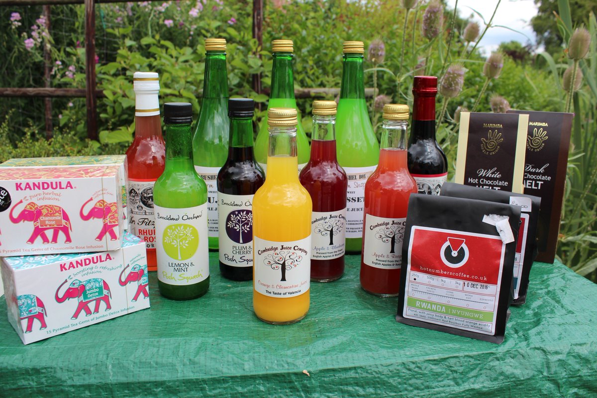 Bushelbox's tweet photo. Hello #weekend, it's cakealisious time! Our #coffeeshop is open &amp; you can get tasty coffee @hotnumbers , choose from a range of delicious @kandulatea or indulge in a @MarimbaWorld hot chocolate 😋. Plus 1 (or more) of these: 
#Willingham #Cambridgeshire #Farmshop #ShopLocal https://t.co/ZKfwABs5VE